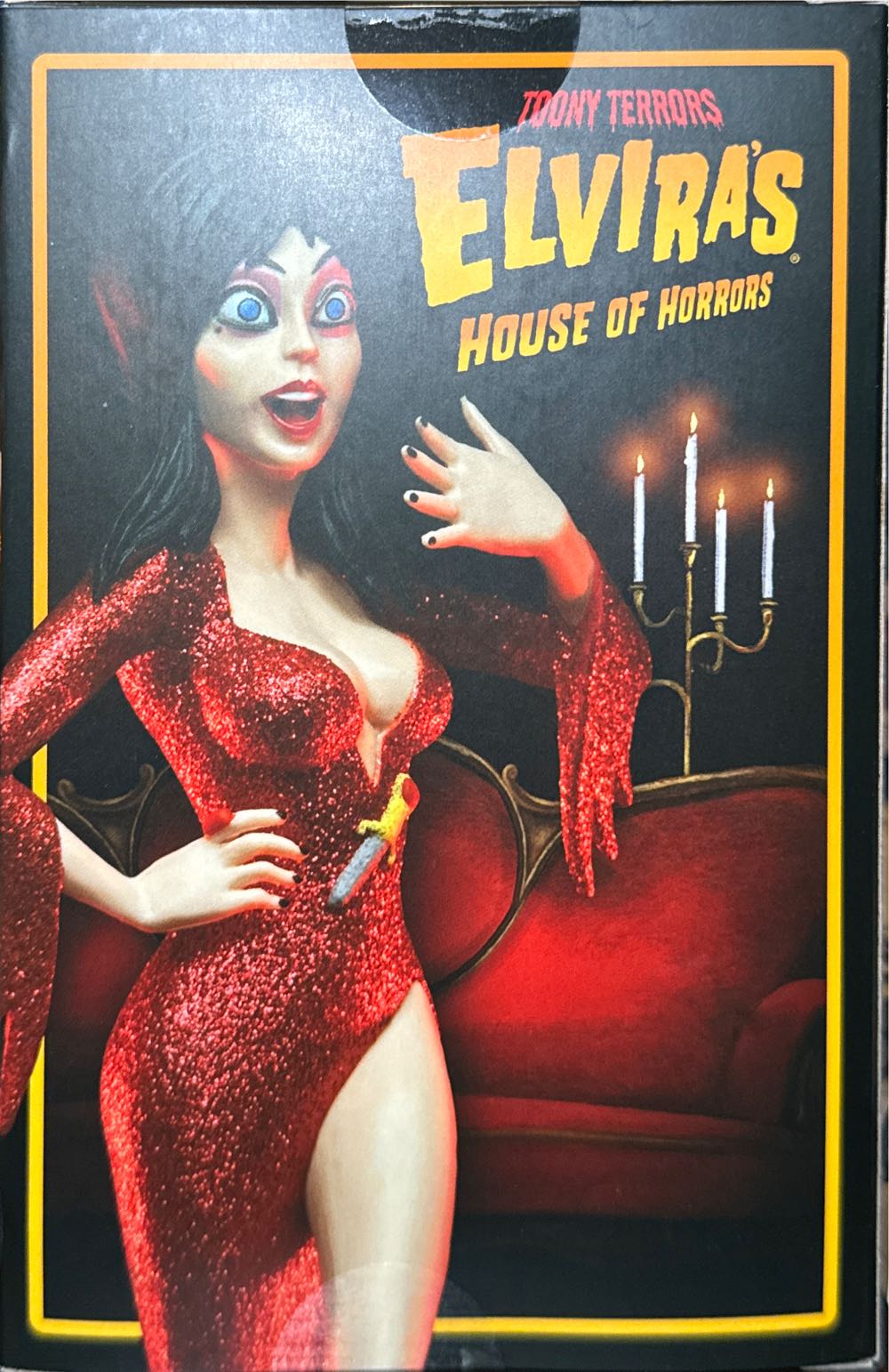 Elvira - Elvira Mistress of the Dark vinyl figure collectible [Barcode 634482560648] - Main Image 4