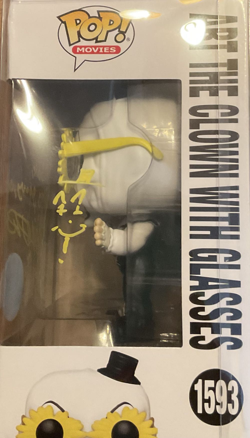 Art The Clown <Sunglasses Chase>  vinyl figure collectible [Barcode 889698818681] - Main Image 2