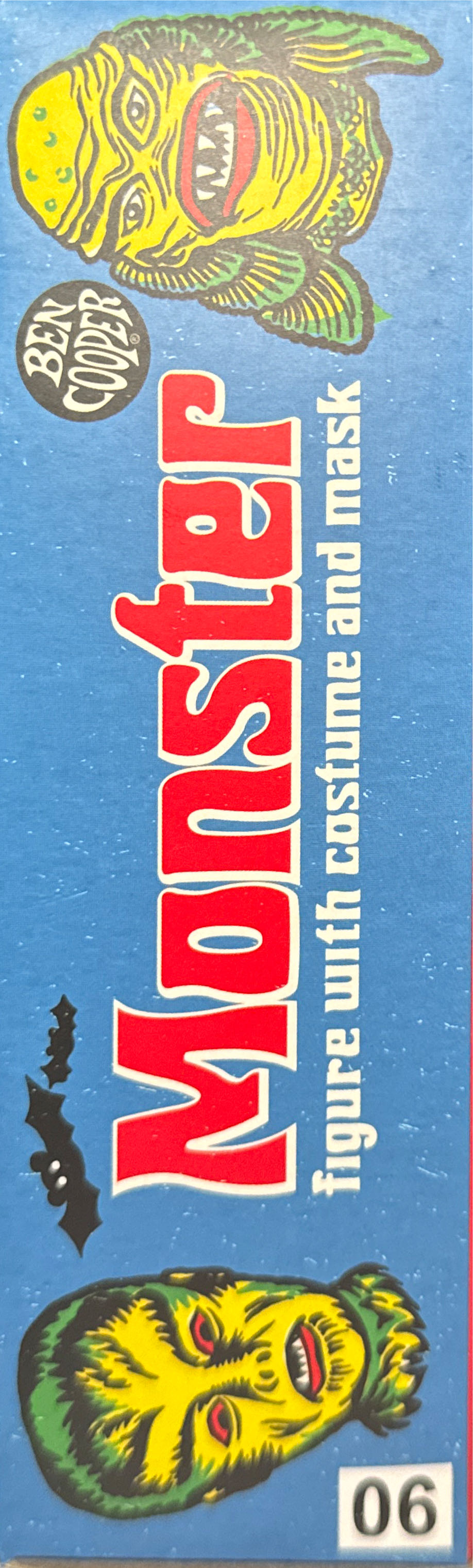 Devil V.2  vinyl figure collectible [Barcode 634482431566] - Main Image 2