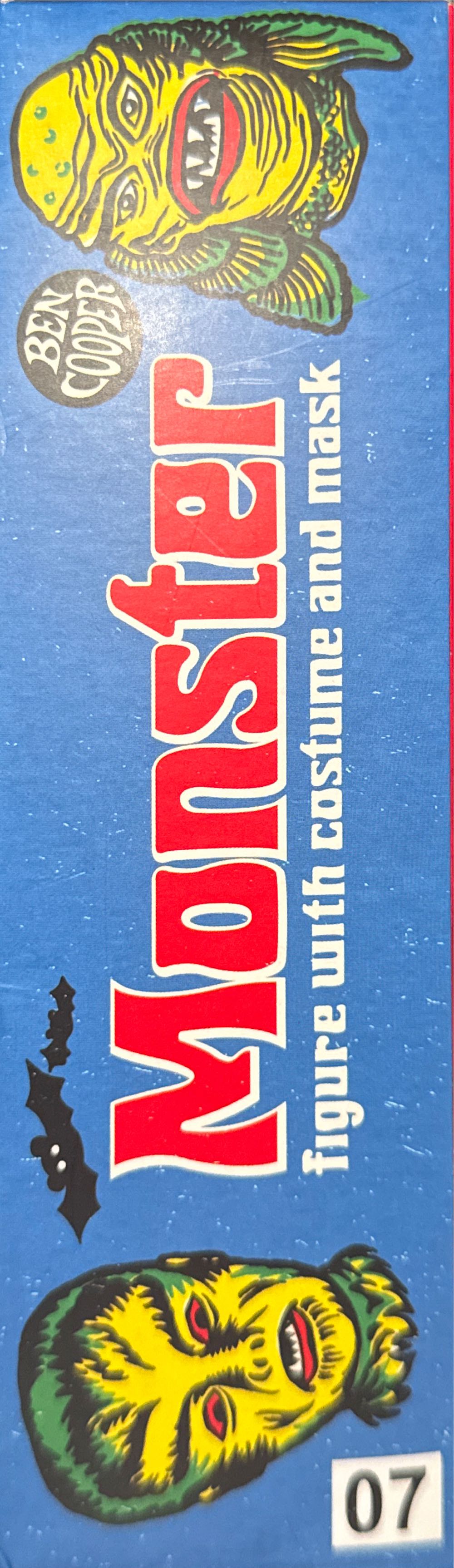 Dracula  vinyl figure collectible [Barcode 634482431573] - Main Image 2