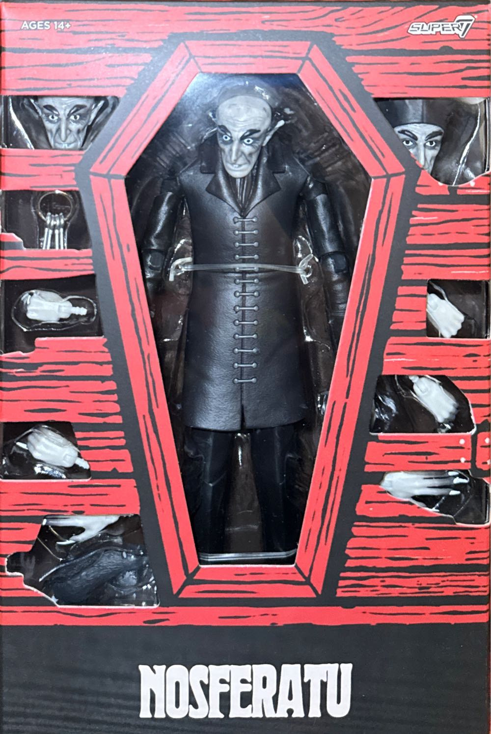 Count Orlok - Nosferatu vinyl figure collectible [Barcode 840049830752] - Main Image 3