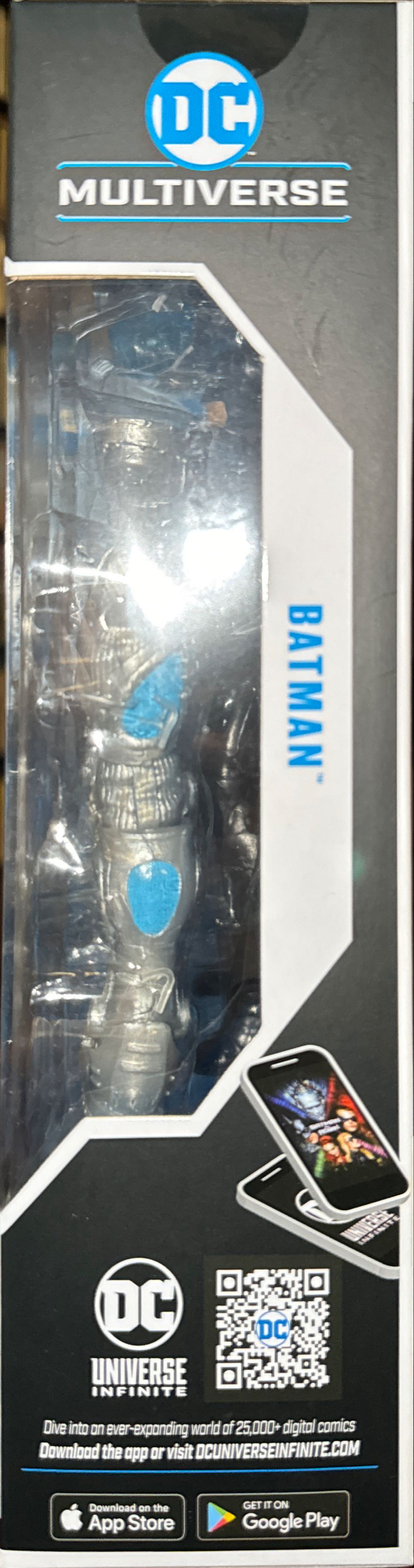 Batman  vinyl figure collectible [Barcode 787926156362] - Main Image 3