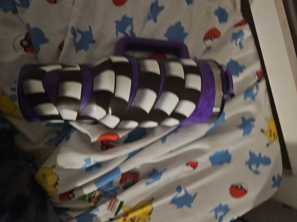 Spirit Haloween Tumbler  (Bettle Juice Worm)  - Beetlejuice vinyl figure collectible [Barcode 1711043] - Main Image 4