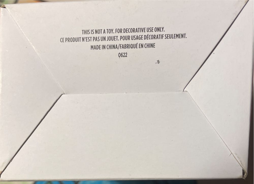 Stat Wars Grogu  vinyl figure collectible - Main Image 3