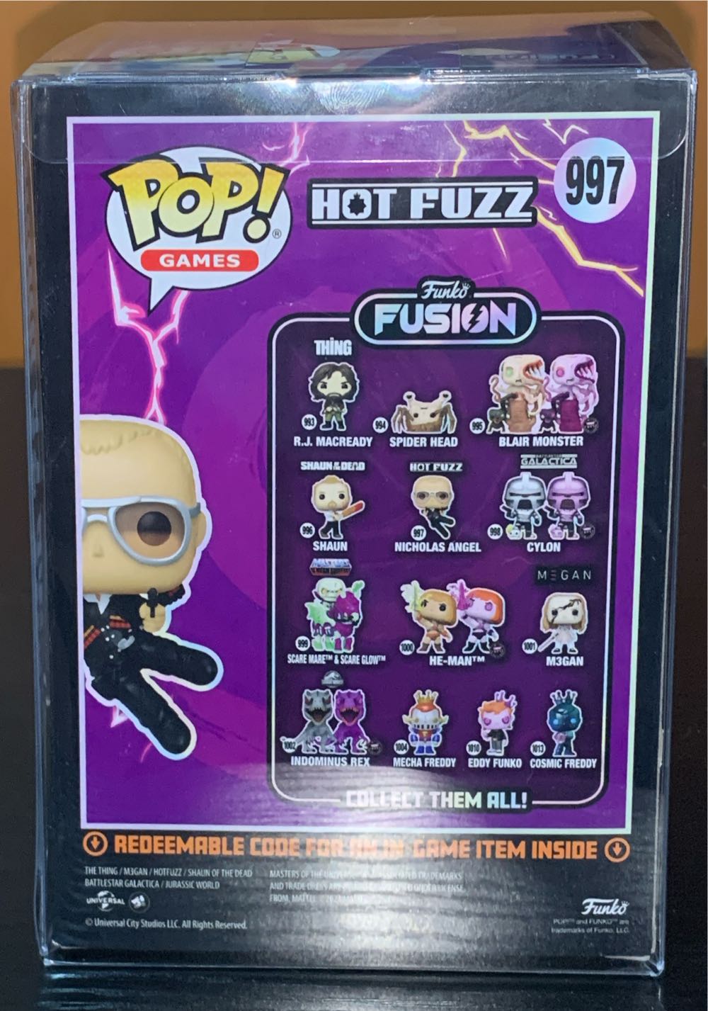 Nicholas Angel - Hot Fuzz vinyl figure collectible [Barcode 889698830645] - Main Image 3
