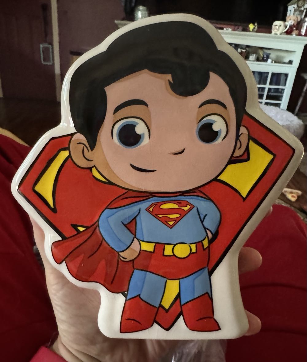 Dc Comics Superfriends Superman Coin Bank 7.48 Inch Multicolor  vinyl figure collectible [Barcode 028399139705] - Main Image 3