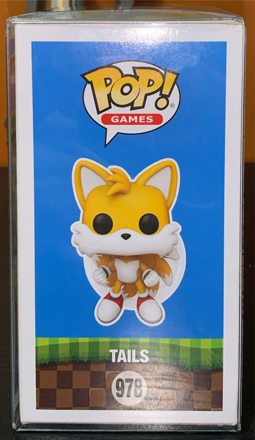 Tails - Sonic the Hedgehog vinyl figure collectible [Barcode 889698826174] - Main Image 4