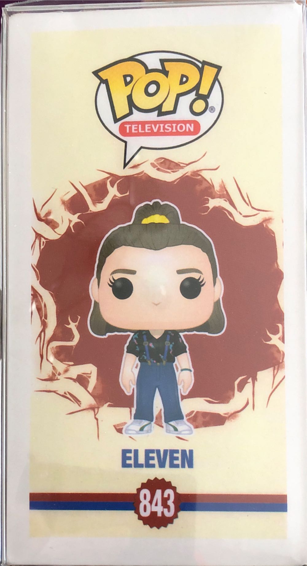 Eleven 843 - Stranger Things vinyl figure collectible [Barcode 002024000080] - Main Image 4