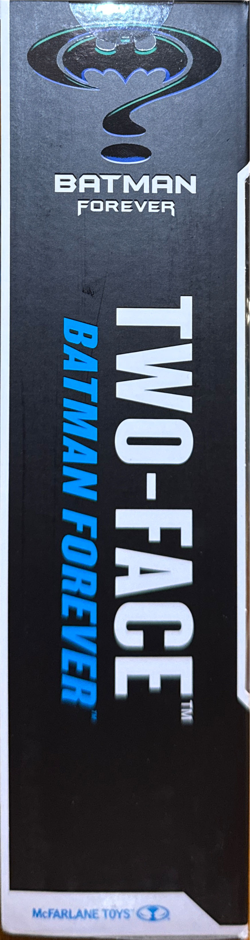 Two-Face  vinyl figure collectible [Barcode 787926156690] - Main Image 2