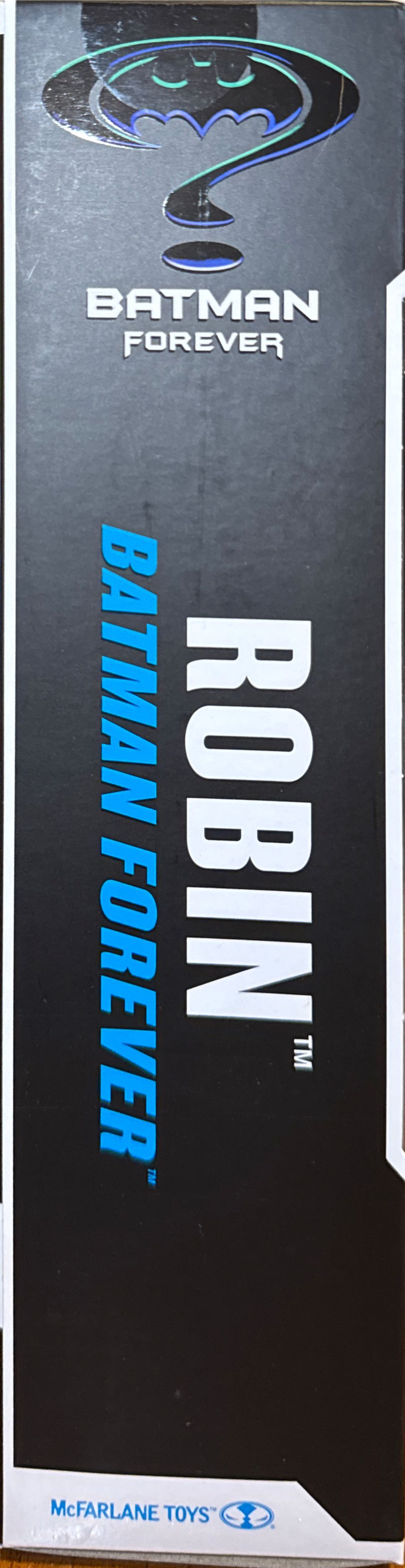 Robin  vinyl figure collectible [Barcode 787926156676] - Main Image 2