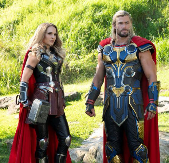 Thor Love And Thunder (2022)  vinyl figure collectible - Main Image 4