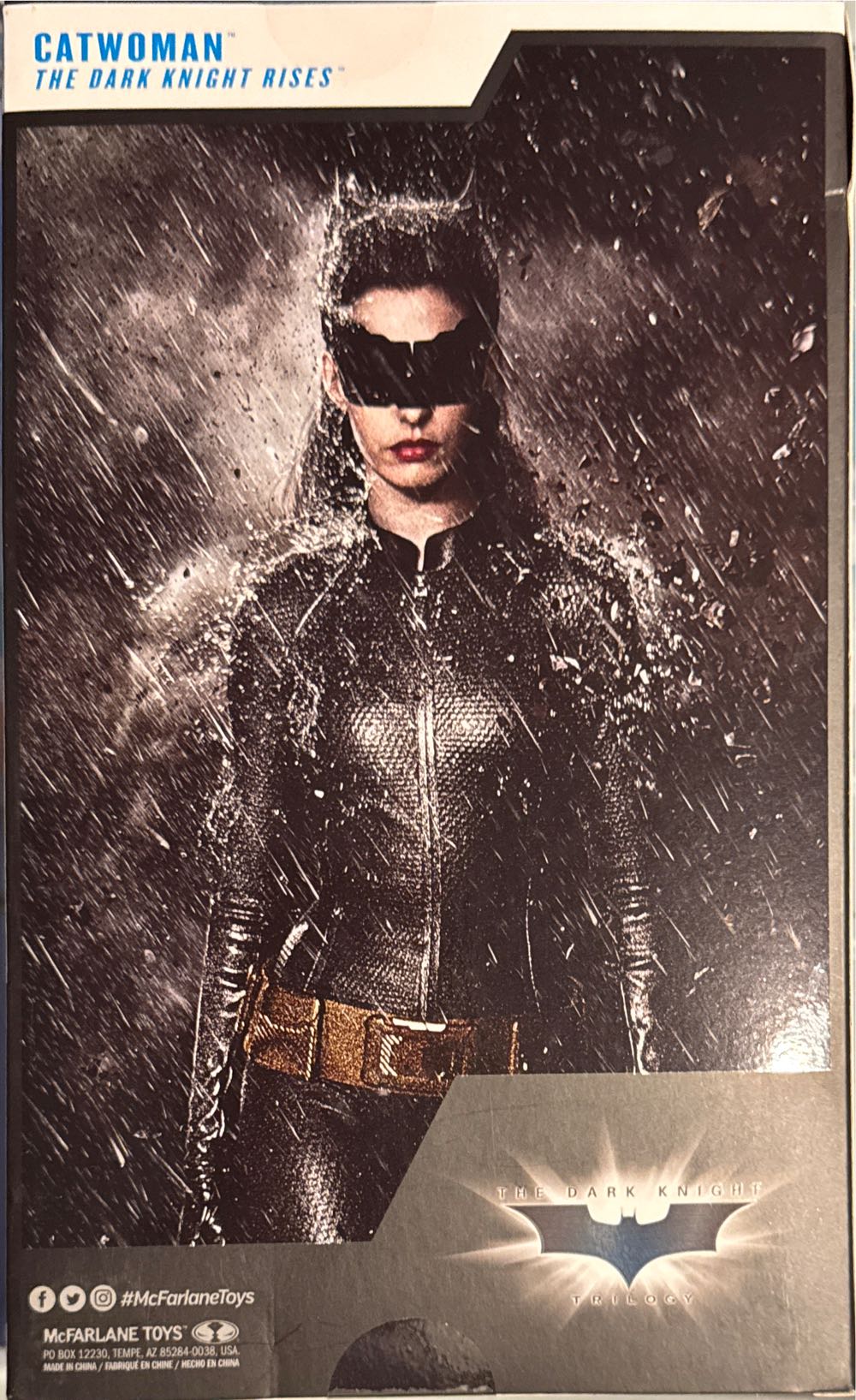 Knight Rises 7” Dc Mcfarlane Dc Multiverse Catwoman Mcfarlane Multiverse The Dark Knight Rises Catwoman Platinum 7” Mcfarlane Platinum Edition Dark Batman Chase Action New The  vinyl figure collectible [Barcode 787926171747] - Main Image 2