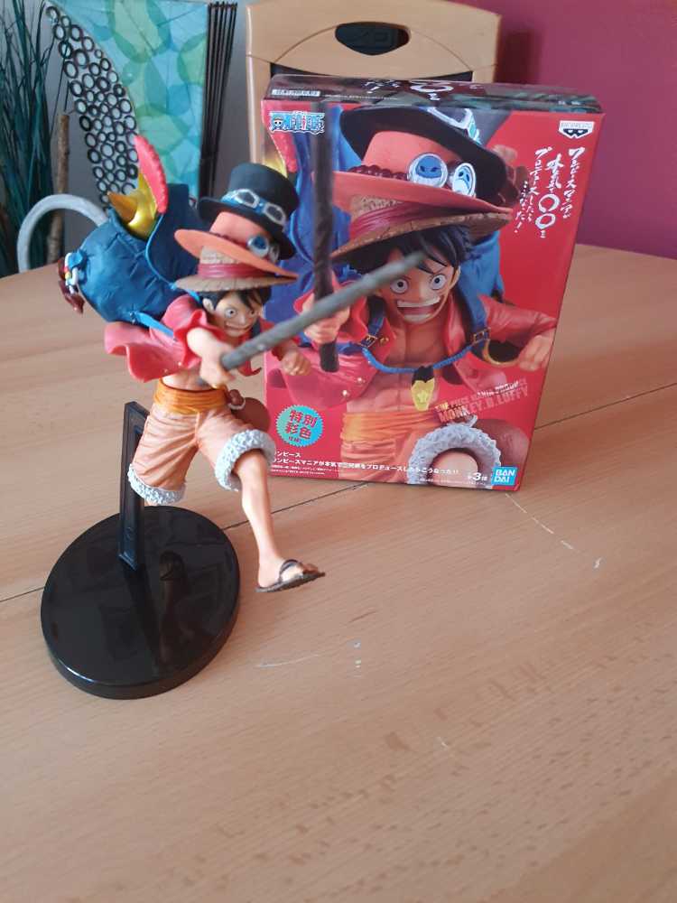 Banpresto One Piece Three Brothers Monkey D Luffy Figura D. Pvc The 11  vinyl figure collectible [Barcode 4983164161397] - Main Image 2