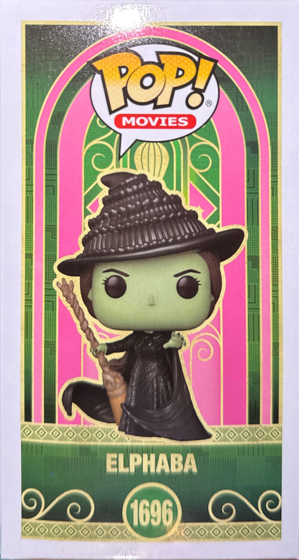 Elphaba  vinyl figure collectible [Barcode 889698797474] - Main Image 3