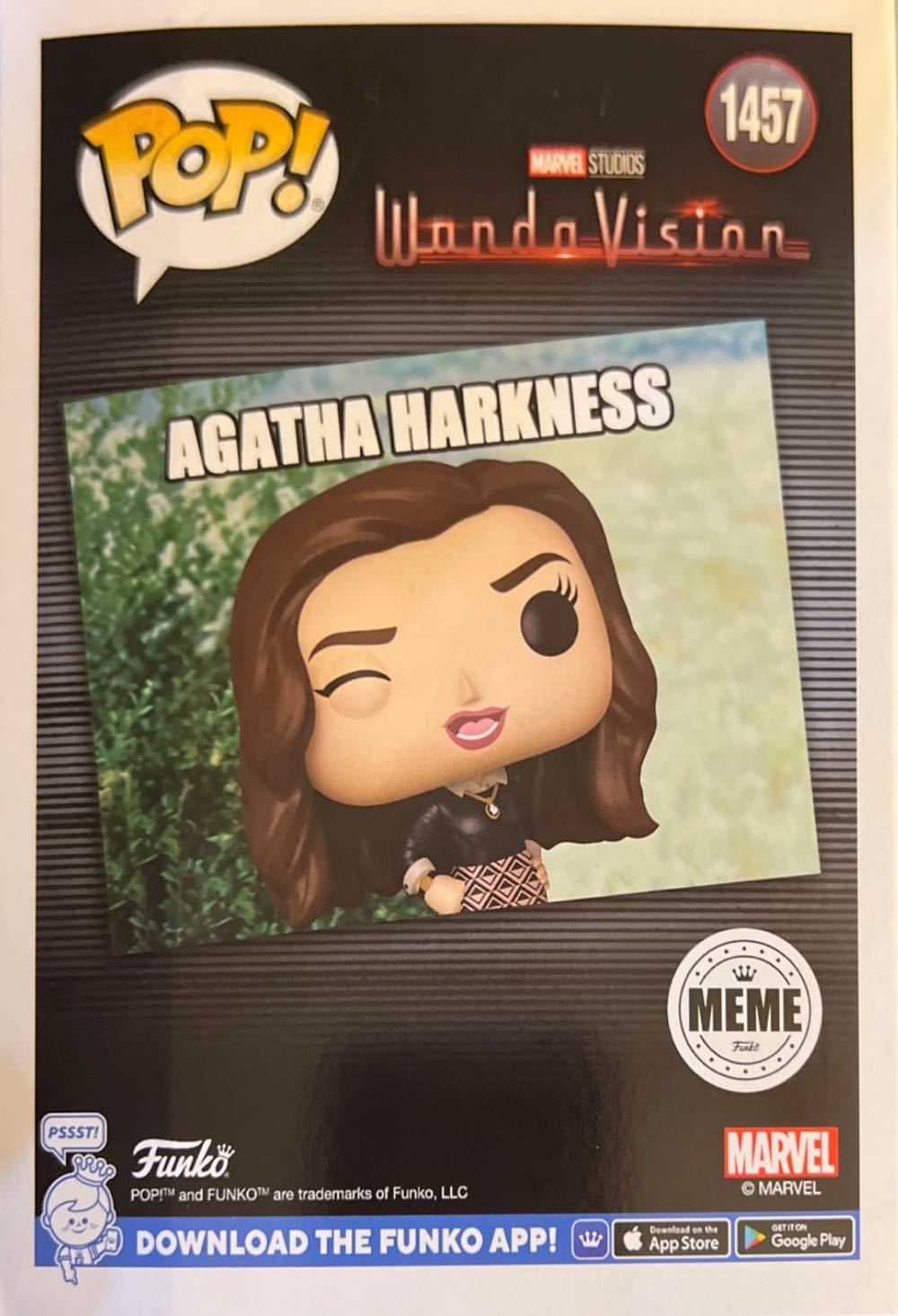 Agatha Harkness MEME - Marvel Universe vinyl figure collectible [Barcode 889698810708] - Main Image 3