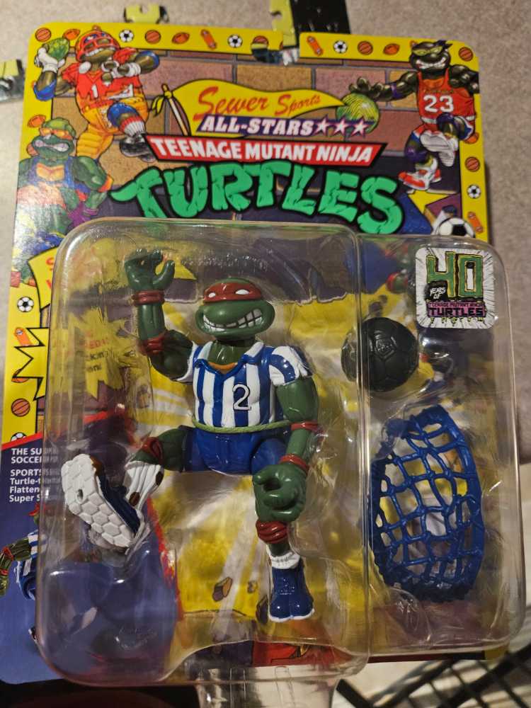 Teenage Mutant Ninja Turtles Sewer Sports Shell Kickin’ Raph New All Stars Tmnt Kickin 40th Anniversary  vinyl figure collectible [Barcode 043377818106] - Main Image 2