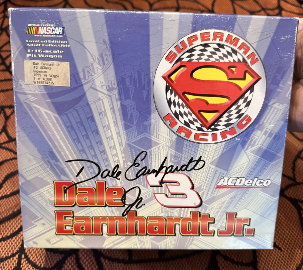 Nintendo Charizard Amiibo