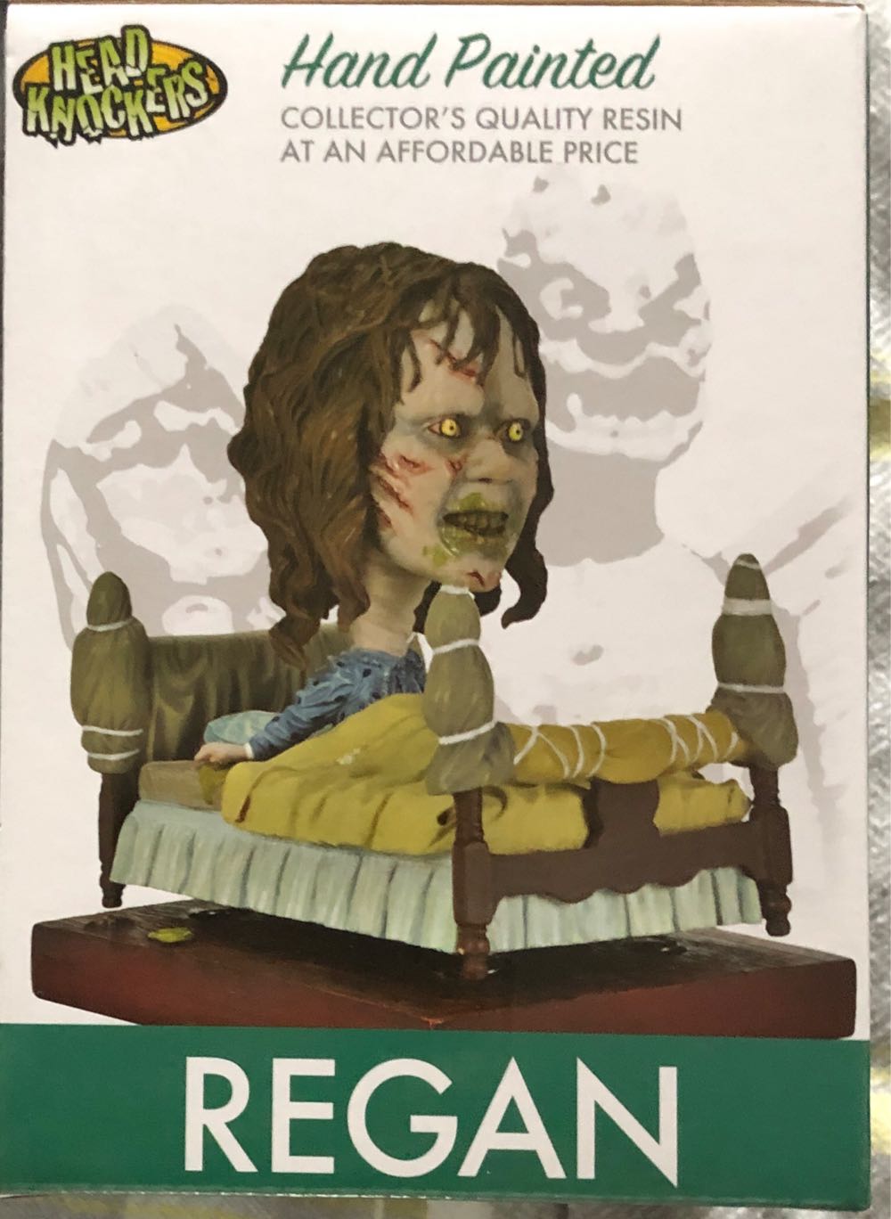 Neca Head Knockers Line The Exorcist Regan In Bed 5.5-inch Resin Figure With Bobbling Head And Bobbling Bed  vinyl figure collectible [Barcode 634482607343] - Main Image 2