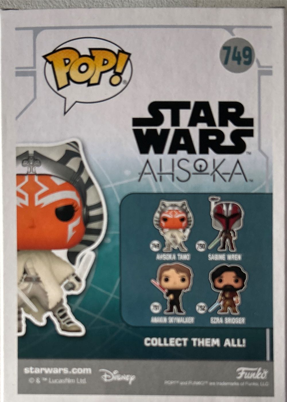 Ahsoka Tano - Star Wars vinyl figure collectible [Barcode 889698837606] - Main Image 3