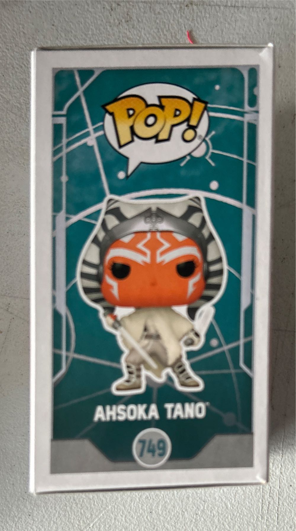 Ahsoka Tano - Star Wars vinyl figure collectible [Barcode 889698837606] - Main Image 4