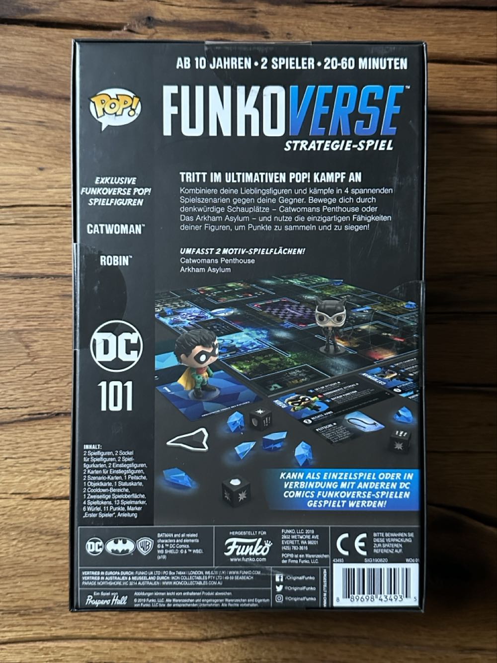 Catwoman & Robin - Batman vinyl figure collectible [Barcode 889698434935] - Main Image 2