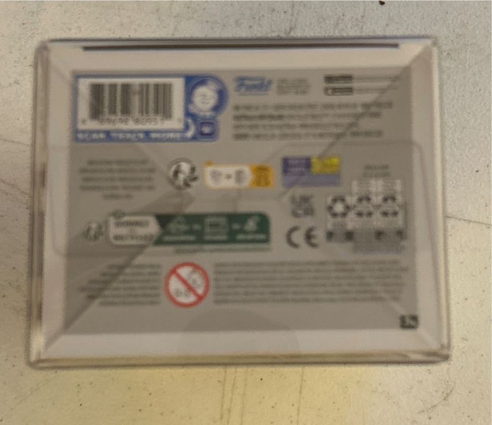 Mr. Incredible - The Incredibles vinyl figure collectible [Barcode 889698809511] - Main Image 4