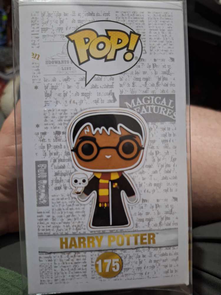 Harry Potter (Gingerbread) - Harry Potter vinyl figure collectible [Barcode 889698800181] - Main Image 3