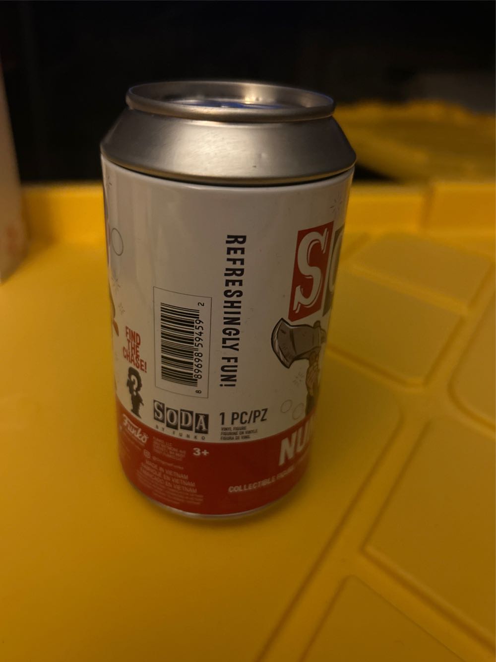 Funko Soda: The Umbrella Academy: Number 5 - Umbrella Academy vinyl figure collectible [Barcode 889698594592] - Main Image 4