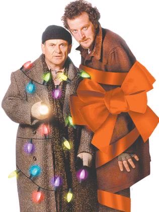 Marv with Bow  vinyl figure collectible [Barcode 889698669245] - Main Image 4