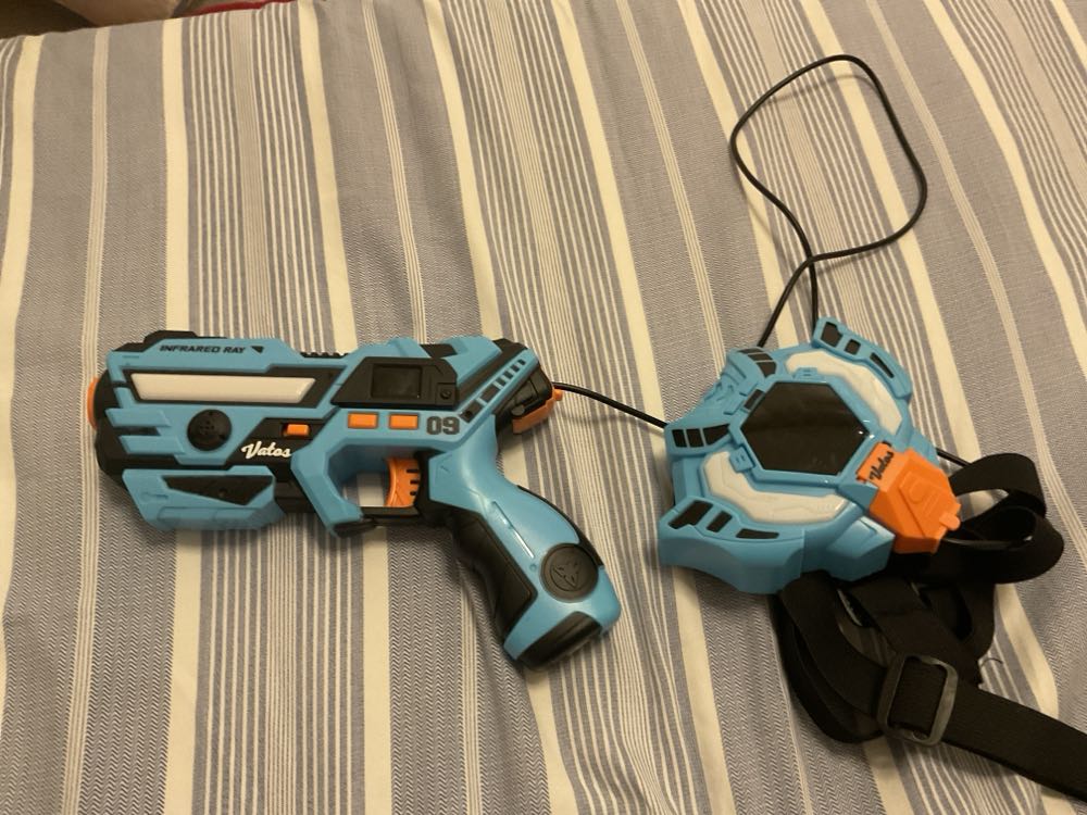 Laser Tag  vinyl figure collectible - Main Image 2