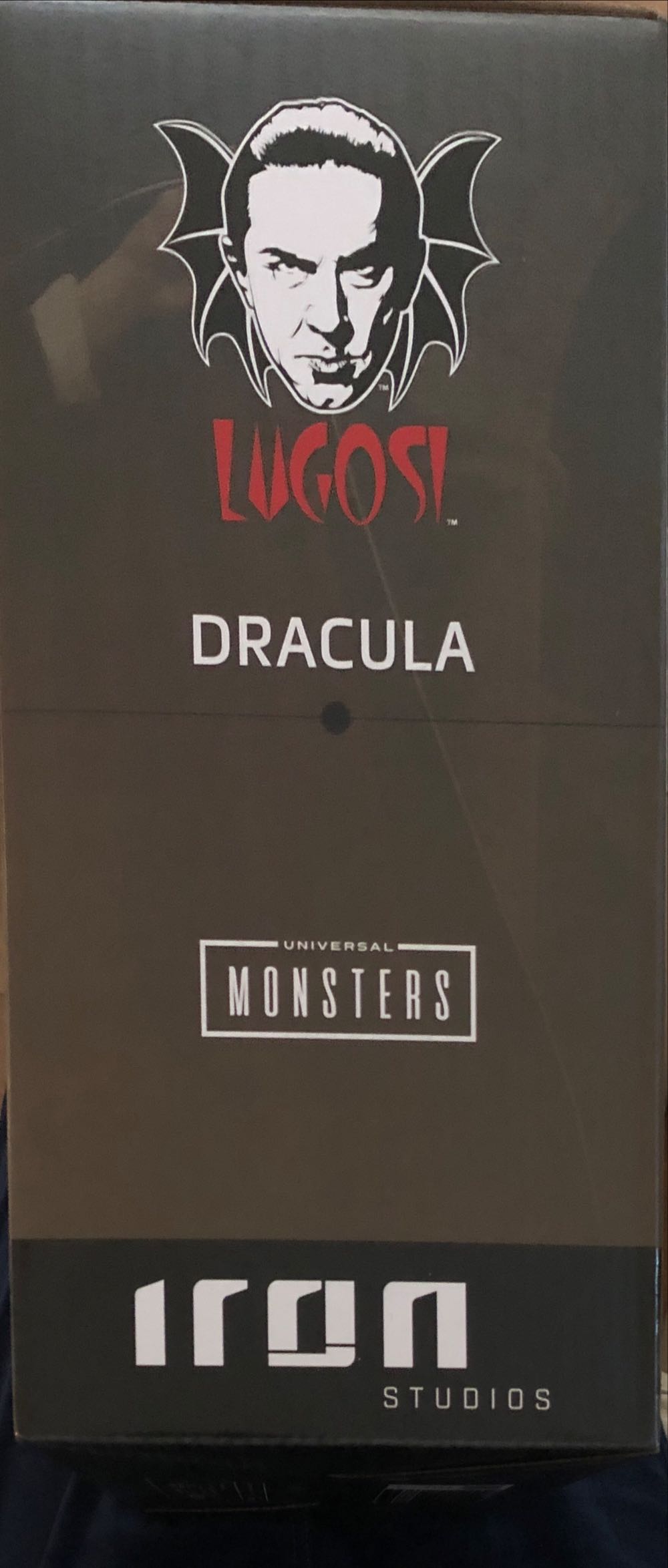 Iron Studios Statue Dracula Bela Lugosi Dracula Art Scale 1/10  vinyl figure collectible [Barcode 609963129034] - Main Image 3
