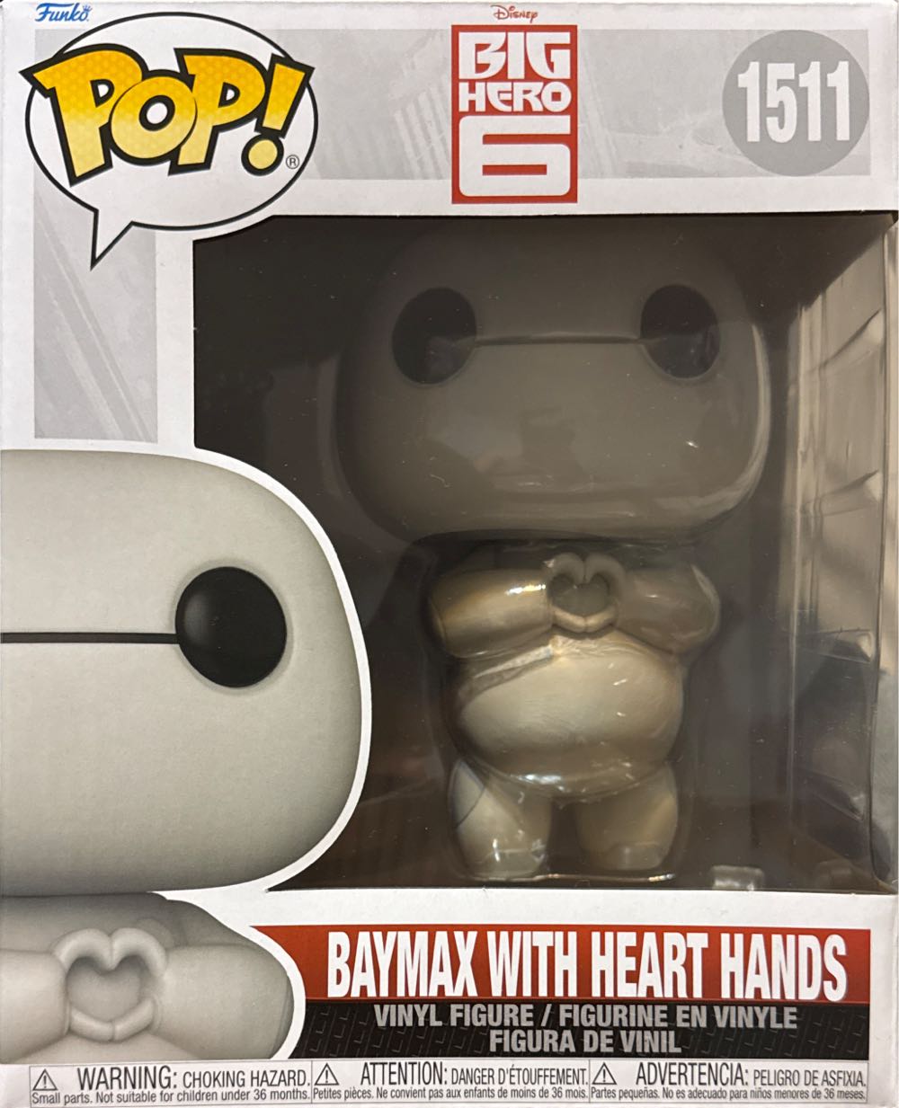 Baymax with Heart Hands - Big Hero 6 vinyl figure collectible [Barcode 889698802116] - Main Image 2