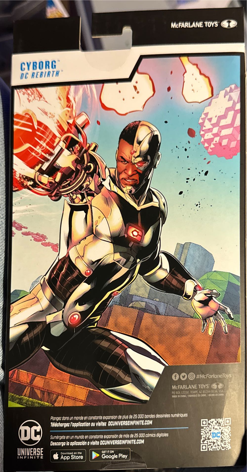 Mcfarlane Toys Dc Multiverse Cyborg Dc Rebirth 7in Figure  vinyl figure collectible [Barcode 787926173031] - Main Image 2
