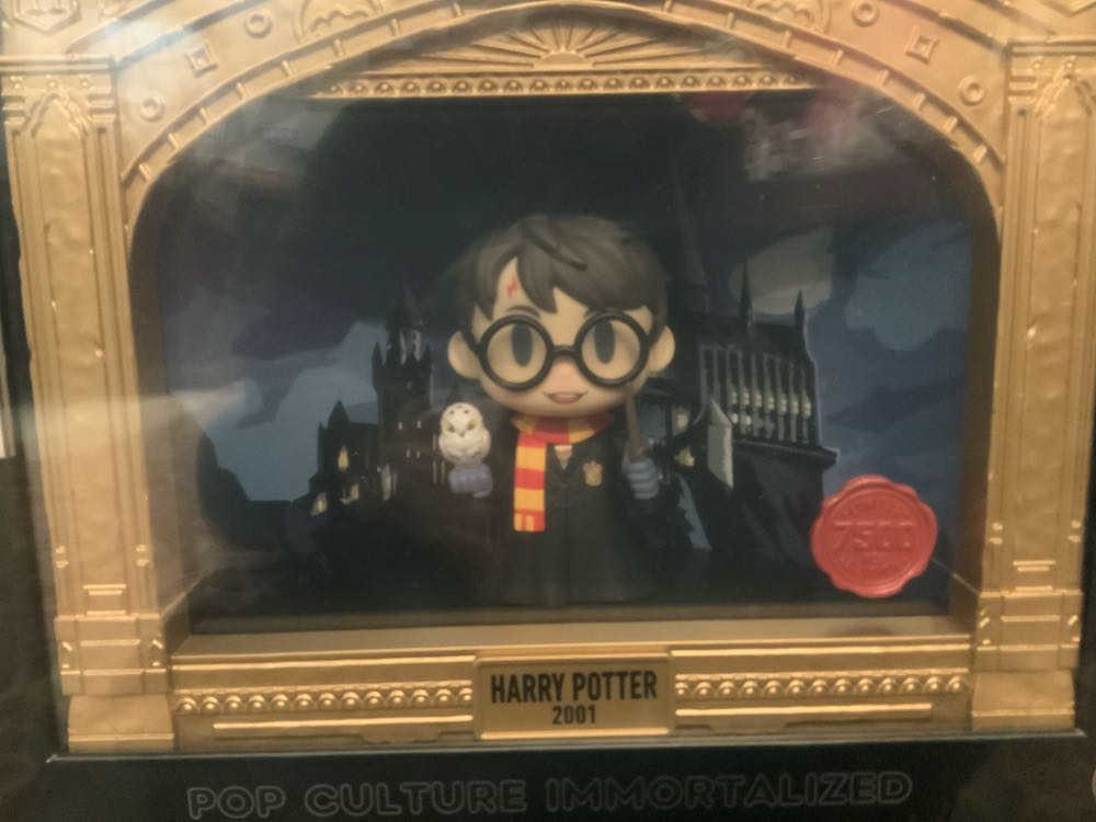 Enesco Disney Traditions By Jim Shore Aladdin Characters Carved By Heart Figurine 7.67 Inch Multicolor