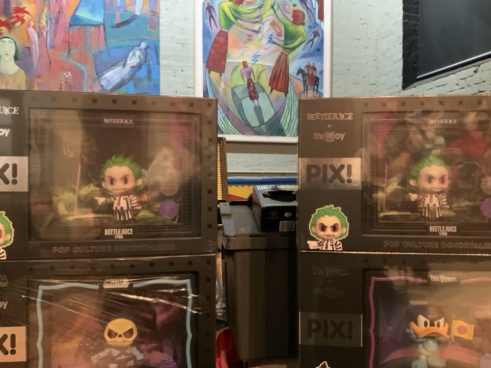 Thrilljoy Beetlejuice 1/6000 2024 - Beetlejuice vinyl figure collectible - Main Image 3