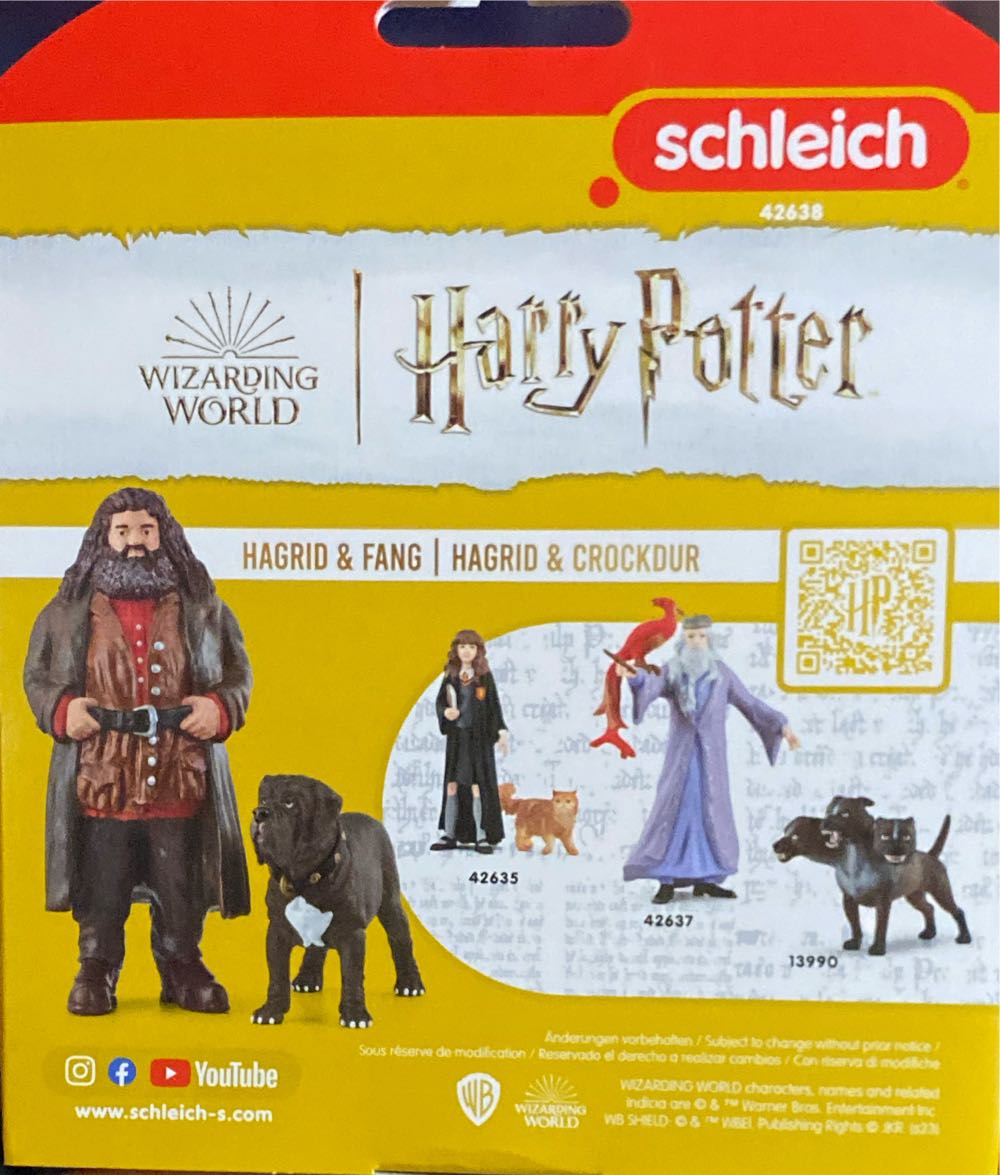 Schleich Wizarding World Of Harry Potter 2-piece Set With Hagrid & Fang Figurines - Harry Potter vinyl figure collectible [Barcode 4059433713311] - Main Image 2