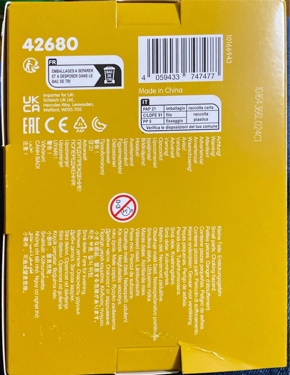 Schleich Wizarding World Of Harry Potter 2-piece Collectible Set With Harry And Harry’s Stag Patronus Figurines - Harry Potter vinyl figure collectible [Barcode 4059433747477] - Main Image 2