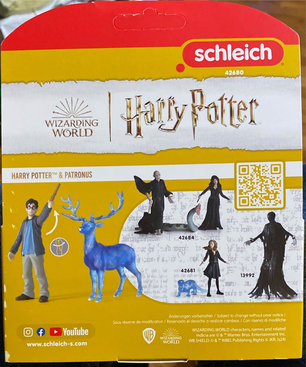 Schleich Wizarding World Of Harry Potter 2-piece Collectible Set With Harry And Harry’s Stag Patronus Figurines - Harry Potter vinyl figure collectible [Barcode 4059433747477] - Main Image 3