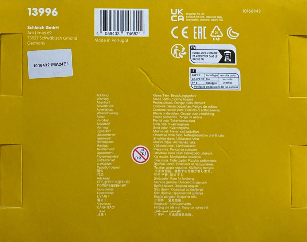 Schleich Wizarding World Of Harry Potter Collectible Thestral Figurine - Harry Potter vinyl figure collectible [Barcode 4059433746821] - Main Image 3