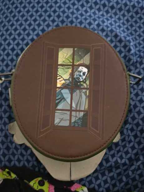 Michael Myers #Loungefly Glow Crossbody Bag  vinyl figure collectible [Barcode 671803525641] - Main Image 2