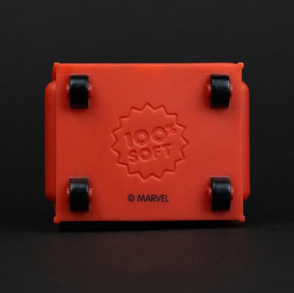 Deadpool Dumpster Fire Vinyl Figure - Deadpool vinyl figure collectible [Barcode 810082911107] - Main Image 4