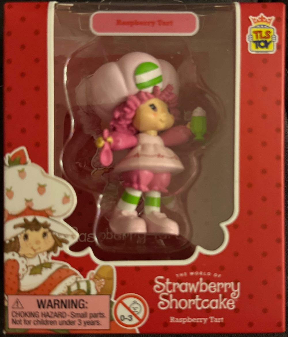 Raspberry Tart - The World of Strawberry Shortcake  vinyl figure collectible [Barcode 810122580836] - Main Image 2