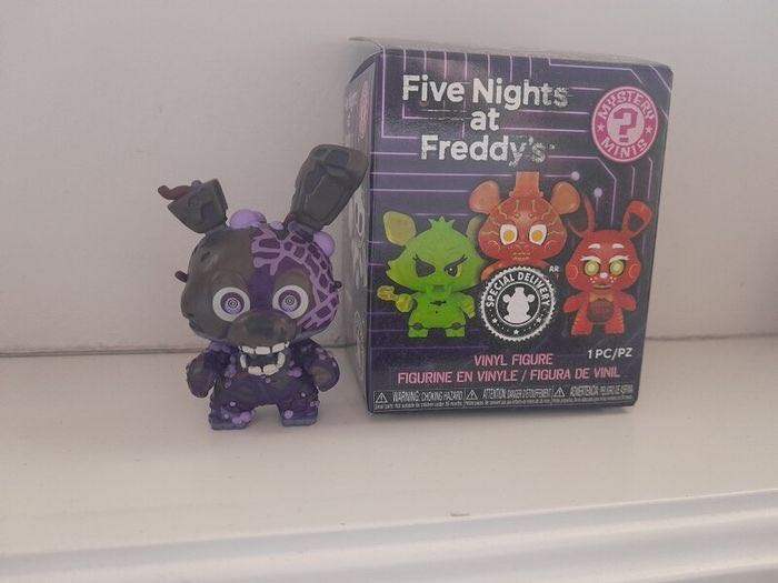 One Piece Shanks Approx. 4.3 Inches 110 Mm Pvc Pre-painted Action Figure