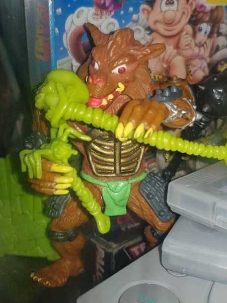 Rahzar - Teenage Mutant Ninja Turtles vinyl figure collectible [Barcode 043377810230] - Main Image 3