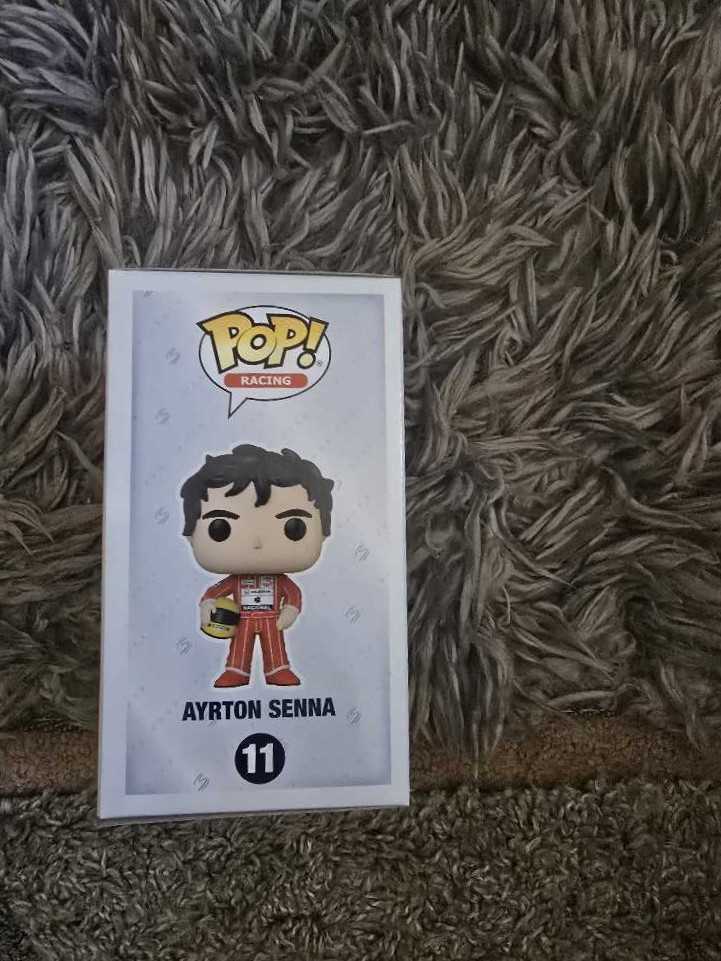 Ayrton Senna (McLaren)  vinyl figure collectible [Barcode 889698861809] - Main Image 3