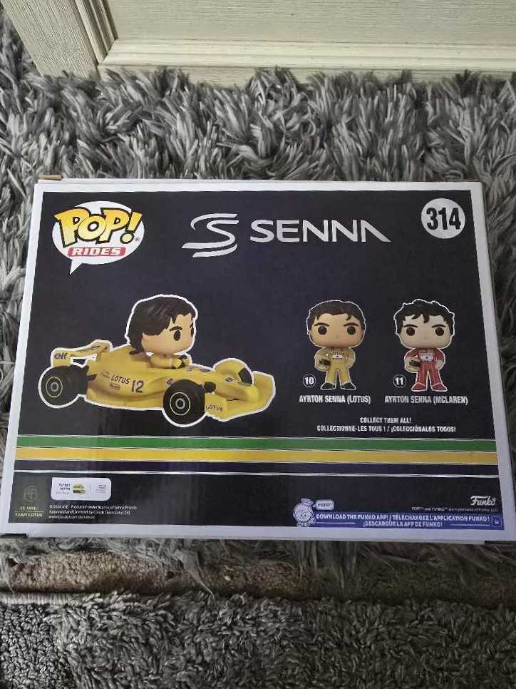 Formula 1 Funko Ayrton Senna Lotus Pop Ride  vinyl figure collectible [Barcode 889698861816] - Main Image 2