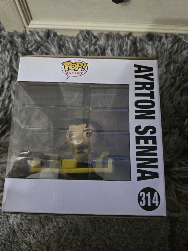 Formula 1 Funko Ayrton Senna Lotus Pop Ride  vinyl figure collectible [Barcode 889698861816] - Main Image 4