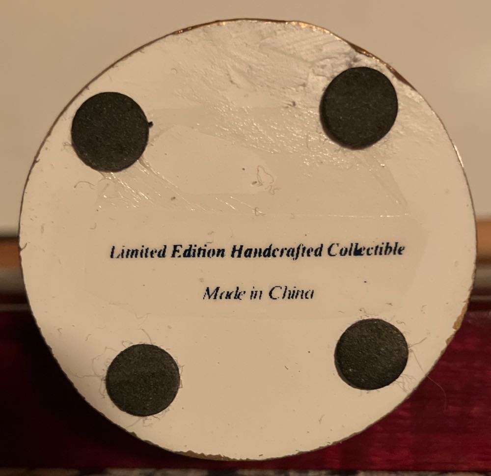 Chumlee  vinyl figure collectible - Main Image 2