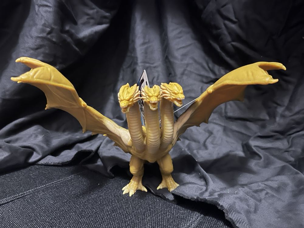 Bandai King Ghidorah 2019 - Godzilla vinyl figure collectible [Barcode 045557921736] - Main Image 2