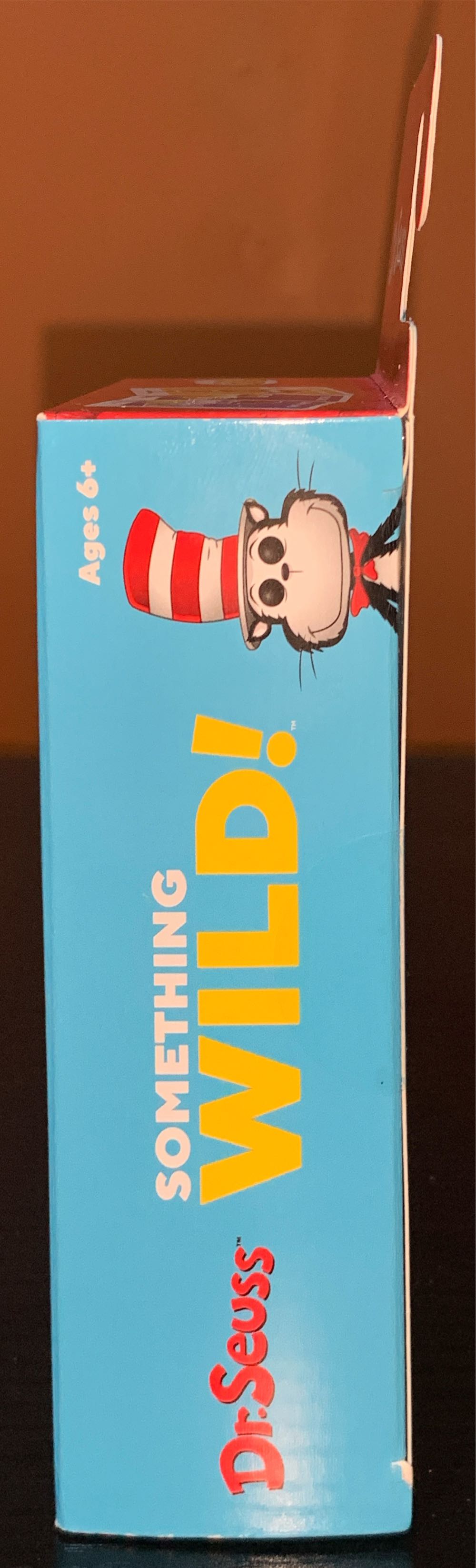 Dr. Seuss: The Cat In The Hat - Dr. Seuss vinyl figure collectible [Barcode 889698562966] - Main Image 2